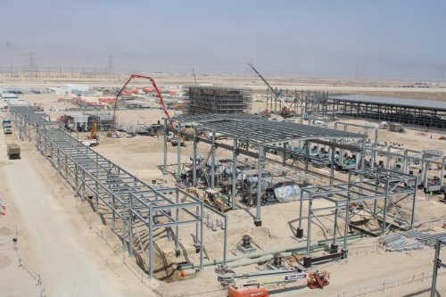Piperack-no.4-Compression-Section-steel-structure-erection.-scaled